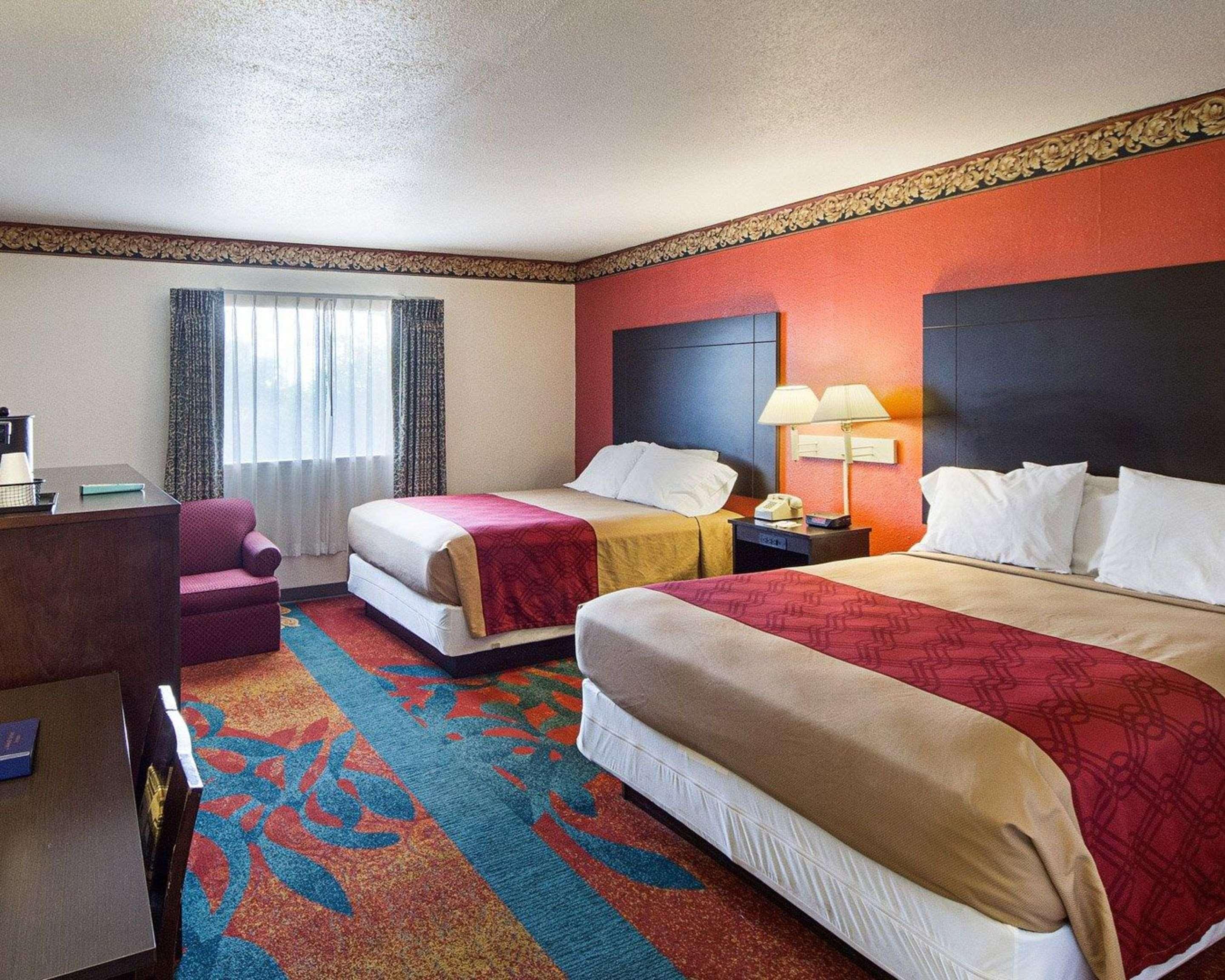 Rodeway Inn San Antonio Lackland Afb - Seaworld Buitenkant foto