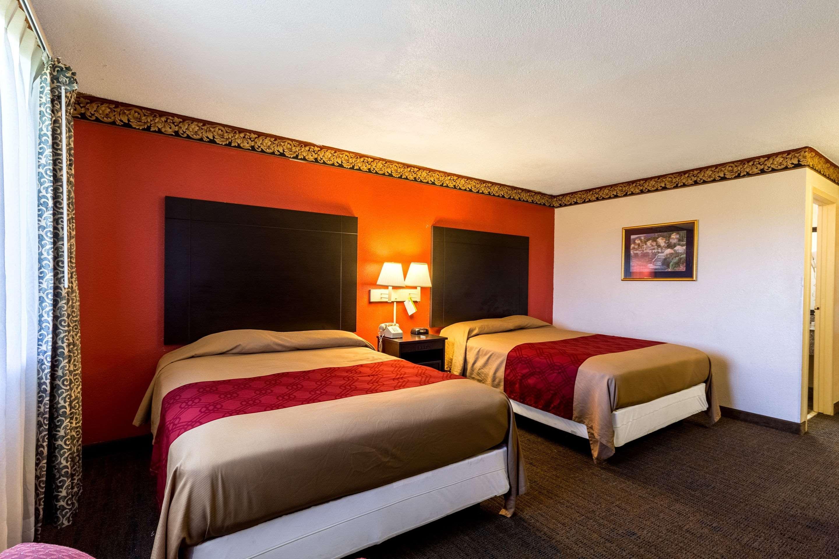 Rodeway Inn San Antonio Lackland Afb - Seaworld Buitenkant foto