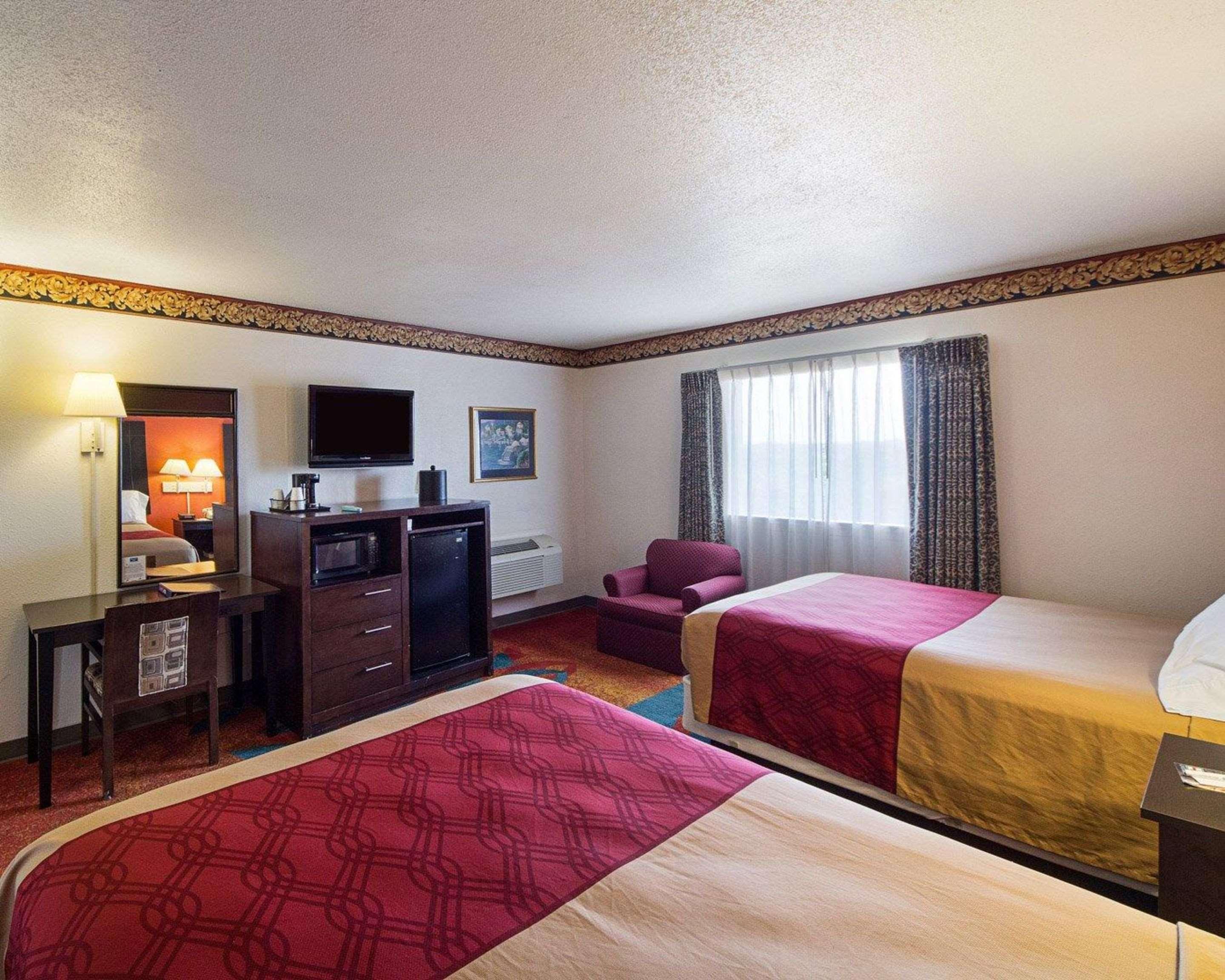 Rodeway Inn San Antonio Lackland Afb - Seaworld Buitenkant foto