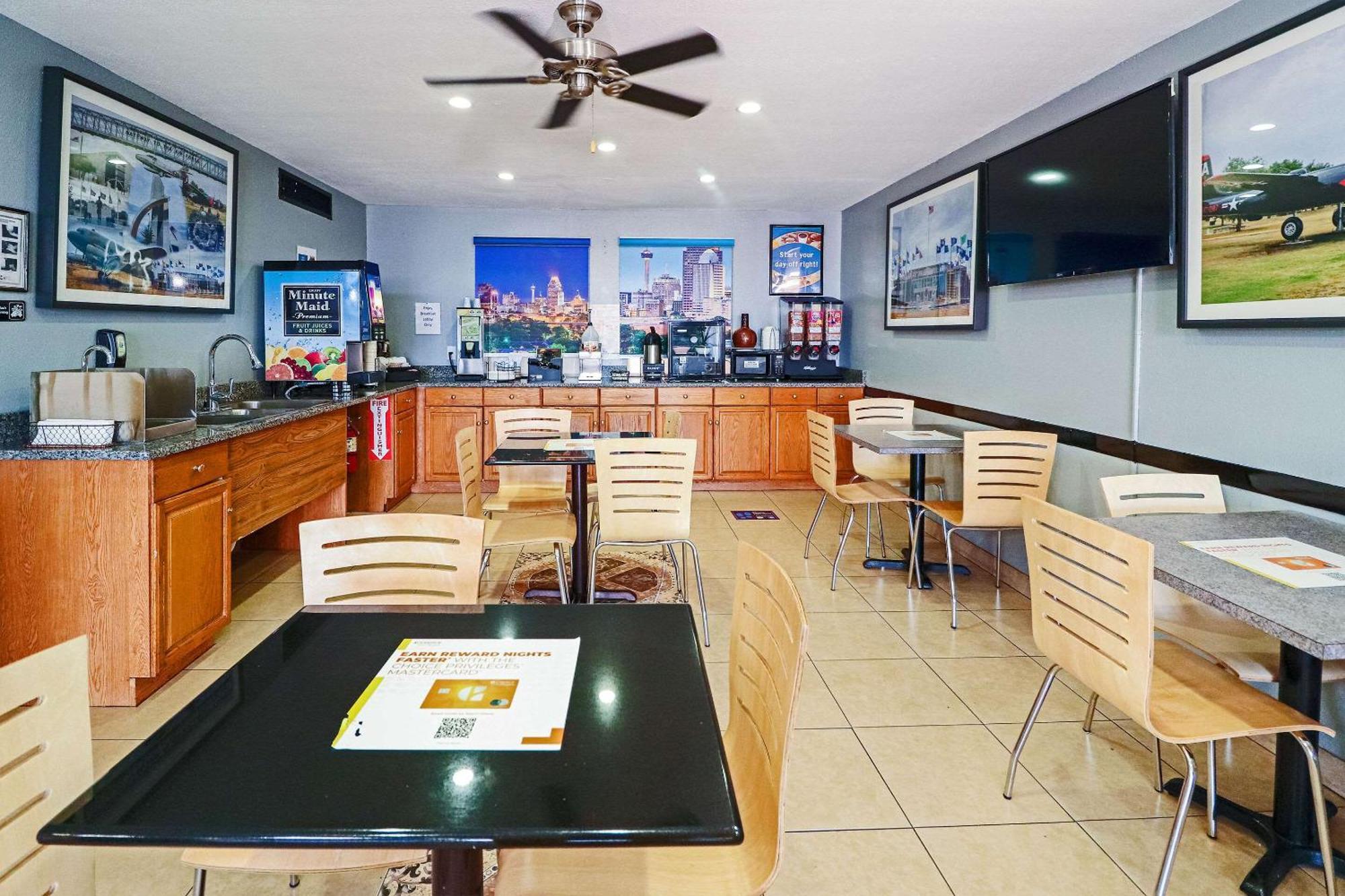 Rodeway Inn San Antonio Lackland Afb - Seaworld Buitenkant foto