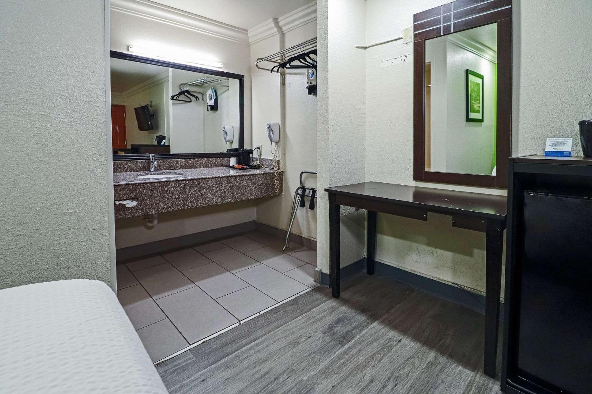 Rodeway Inn San Antonio Lackland Afb - Seaworld Buitenkant foto