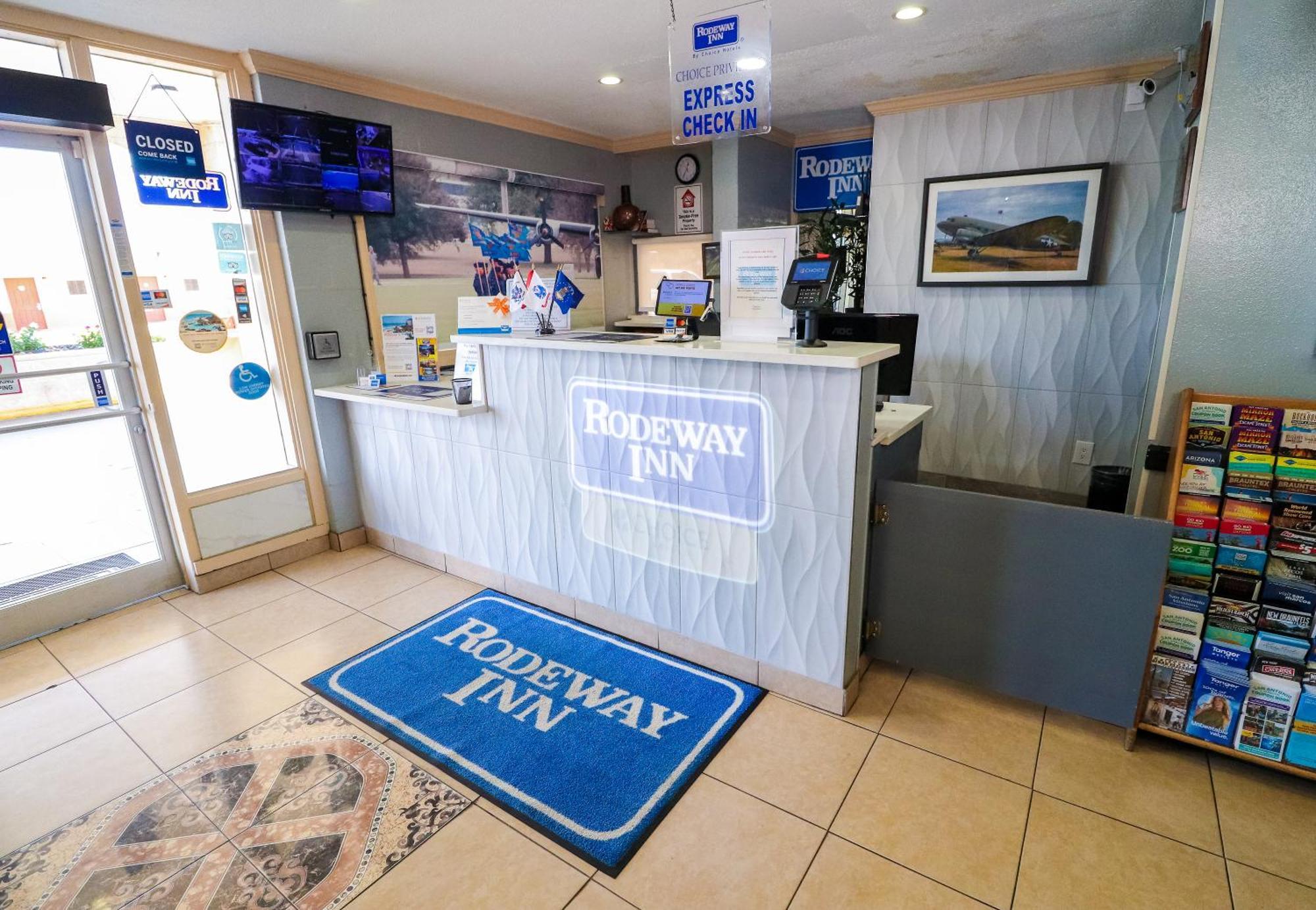 Rodeway Inn San Antonio Lackland Afb - Seaworld Buitenkant foto