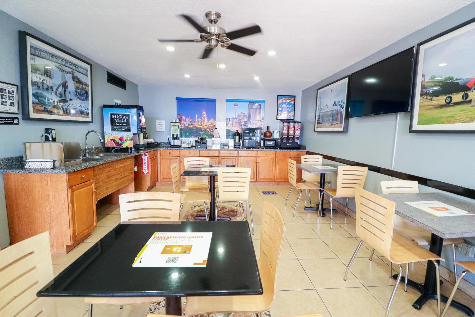 Rodeway Inn San Antonio Lackland Afb - Seaworld Buitenkant foto